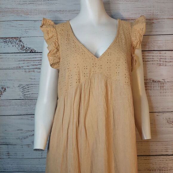 Women's Cream Ruffle Sleeve Dress - Picture 7 of 14